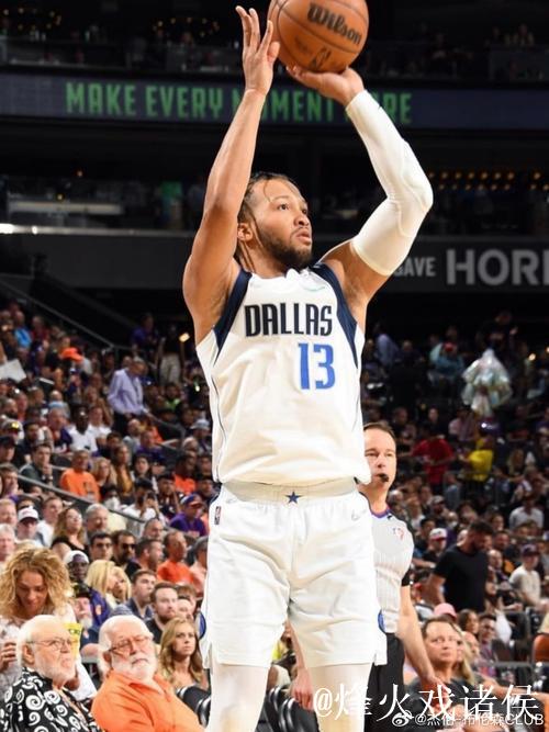 布伦森论文班:要想突破他的防线,需让他远离篮筐 布伦森论文班:要想突破他的防线,需让他远离篮筐