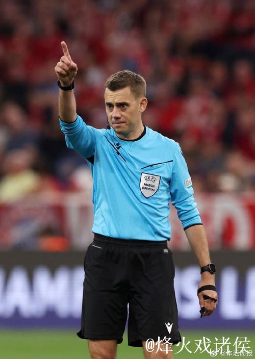 法国名哨蒂尔潘受邀执法欧冠第6轮皇马vs曼比赛